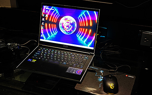 14インチのゲーミングノート