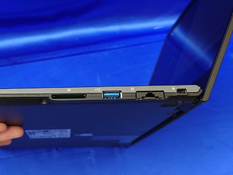 富士通の軽量モバイルノート「LIFEBOOK U938/S」が24,800円、中古PC