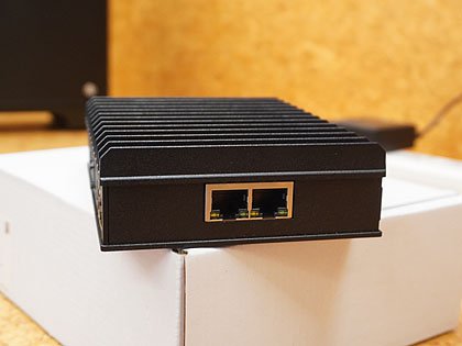 塵やほこりにも強い高耐久ファンレスPC「POWERSTEP fitlet3 BTO