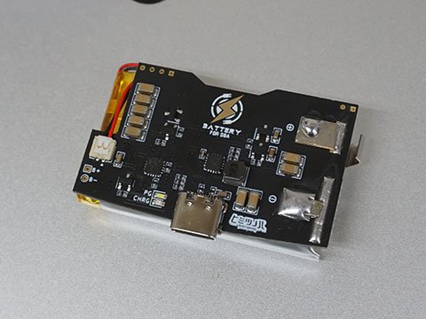 ゲームボーイシリーズ対応のType-Cポート付きバッテリーが複数入荷