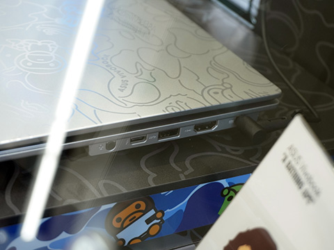 A BATHING APEコラボのカジュアルノートPC「ASUS Vivobook S 15 OLED