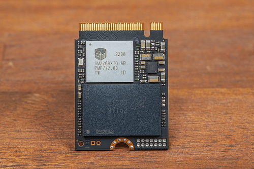 ROG はげしく Ally Z1 Extreme SSD1TB換装（sdカード不具合あり）