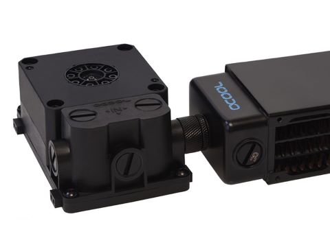 TDP800W対応のXeon用水冷ブロックがAlphacoolから、薄型リザーバーも