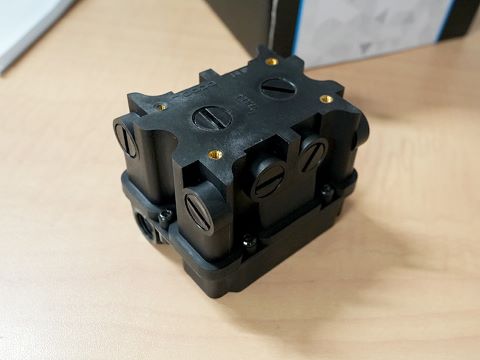 TDP800W対応のXeon用水冷ブロックがAlphacoolから、薄型リザーバーも