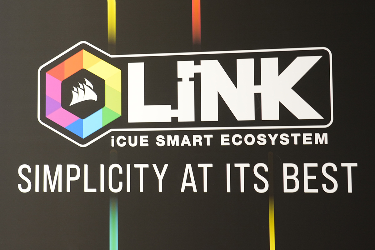 ケーブル一本で冷却機器などが接続可能になる「iCUE LINK」。