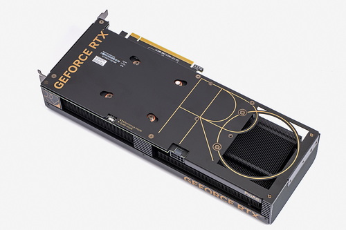 Stable Diffusionはクラスを超える爆速！静⾳性・堅牢性重視のASUS