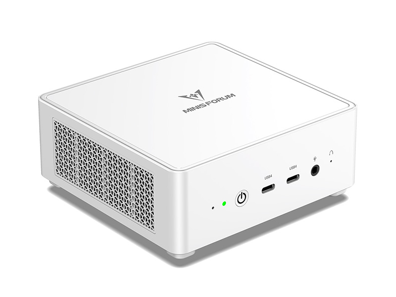 UM780W-32/1T-W11Pro(7840HS)