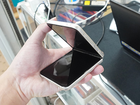 交渉中]Galaxy Z Flip3 譲ります