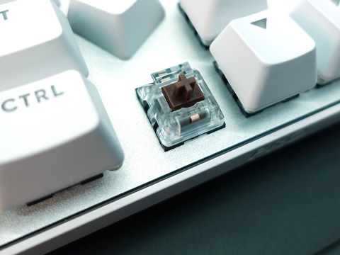 ロジクール Gのテンキーレス無線キーボード「PRO X TKL」が発売