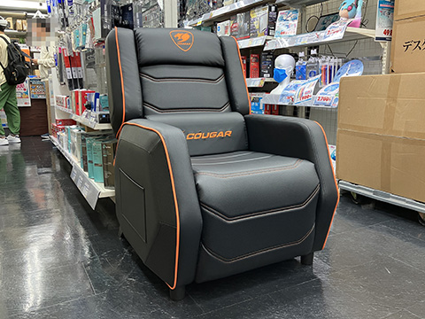 COUGARのゲーミングソファ「Ranger S」が入荷、色と材質違いで2