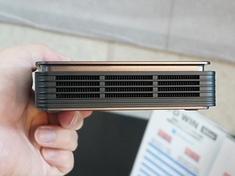 世界最小クラスのポータブルeGPUボックス「GPD G1」が発売、Radeon RX