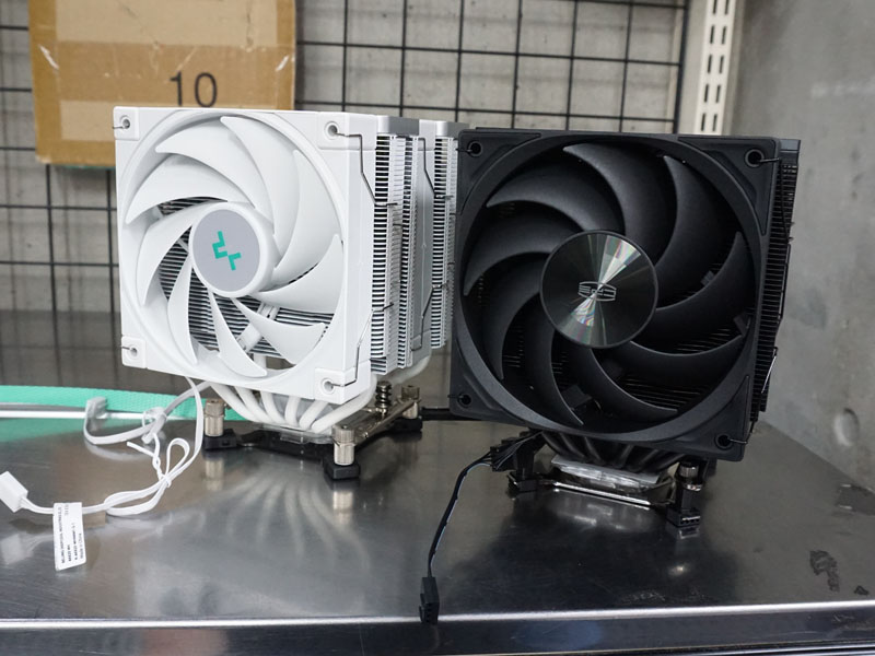 DeepCool AK620(白色)との比較