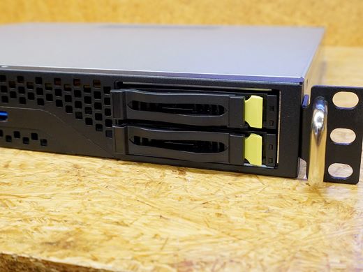 Intel Xeon 1Uラックマウントサーバー 大容量メモリ 1UサイズでXeon搭載のラックマウントサーバー「POWERSTEP 1U」が