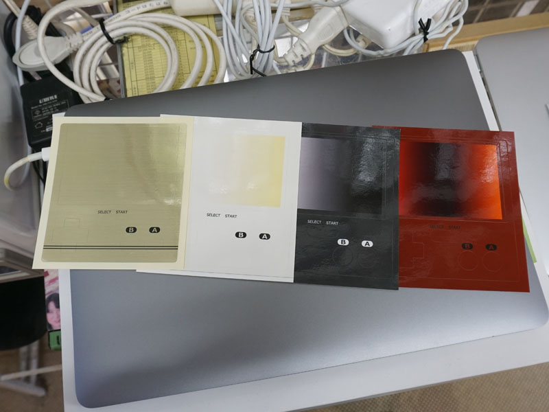 本体用シールは複数付属