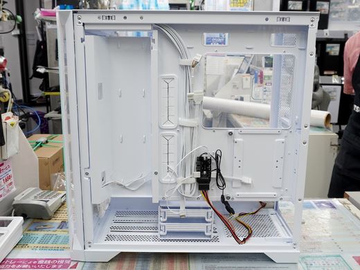 白にこだわった”オウルテックのPCケースに新モデル、拡張性が向上