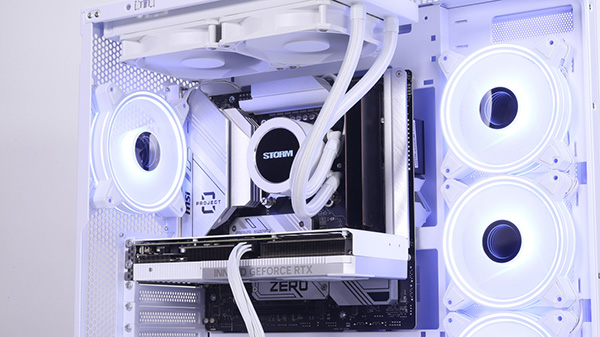 究極の裏配線”ゲーミングPC「STORM 新界」が最新パーツで強化、5年前の 