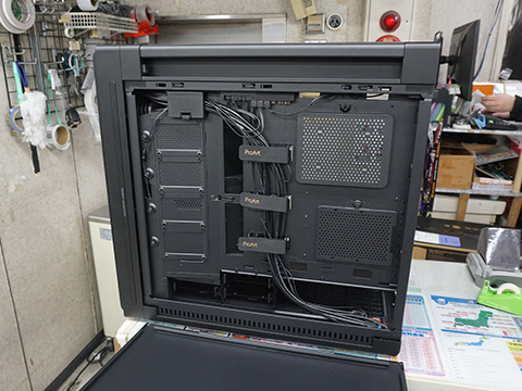 ASUSの高冷却PCケース「ProArt PA602」の展示がTSUKUMOでスタート