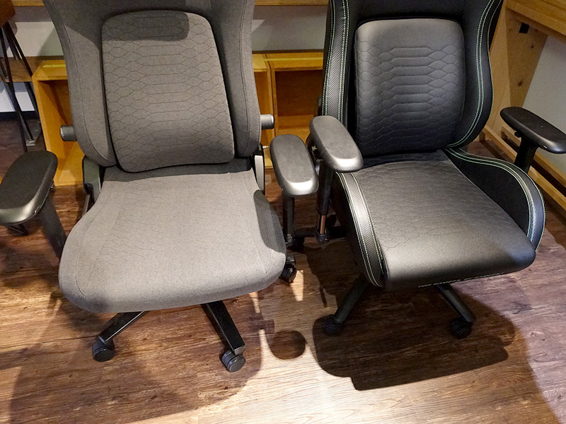 Iskur V2（左）とIskur V1（右）の背もたれ/座面部比較