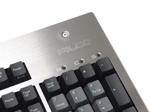 ステンレス筐体キーボード「Majestouch3 Metal SUS Edge」にヨドバシ