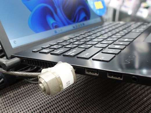 第8世代Core搭載のVAIOノート「VJPG11」が24,800円！1年保証の中古品