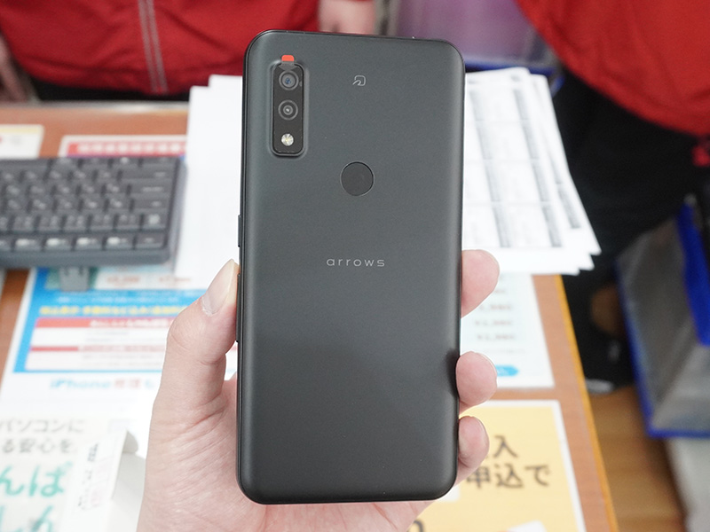 Androidスマートフォンの未使用品が<a href="/shop/junk/janpara5.html">じゃんぱら秋葉原5号店</a>で特価販売中