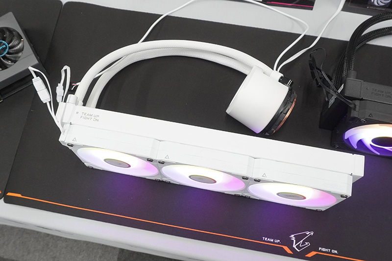 「AORUS WATERFORCE X II」シリーズ
