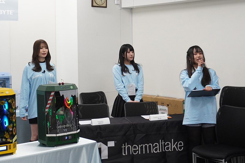 左から美咲みささん、めんまさん、上原椿さん