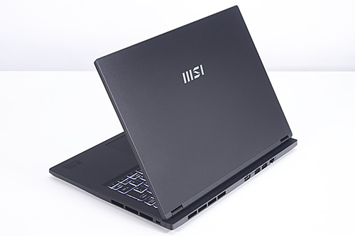 Core i9搭載なのに10万円台半ば！ビジネスノート「MSI Modern 14 H