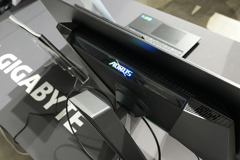 「FO27Q3」は5月の終わり頃に発売を予定しているとのこと