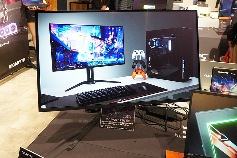 「FO32U2P」も5月の終わり頃に発売予定