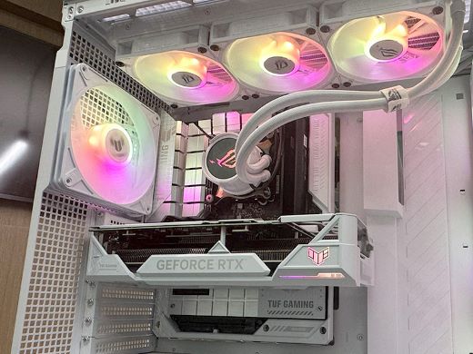 配線を隠して美しい自作PCを実現！ASUSの「BTF」対応製品が発売