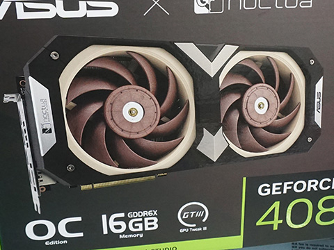 ASUS×Noctua共同開発のGeForce RTX 4080 SUPERが発売、“実質5スロット