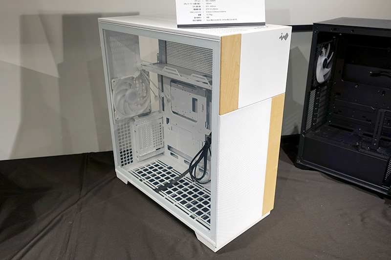 InWin F5（想定売価23,850円～26,980円）