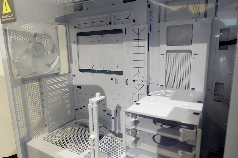 SilverStone SETA A2（想定売価24,800円）