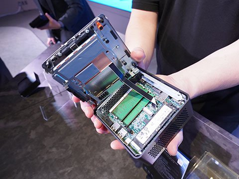 ASUSの小型ベアボーン「NUC」が店頭入荷、第14世代Core搭載