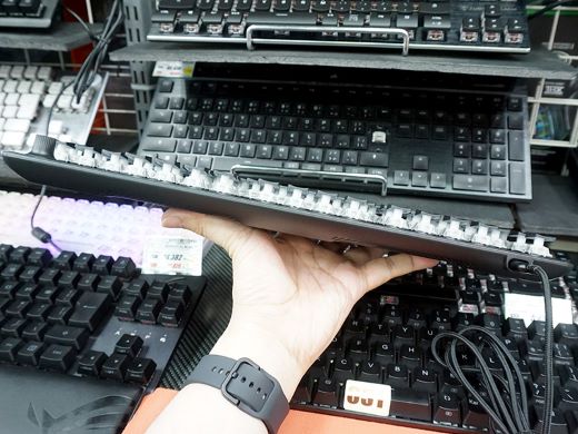 Turtle Beachのゲーミングキーボード「Vulcan II TKL Pro」が登場