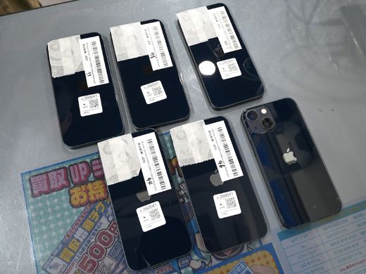 片手で持ちやすい「iPhone 13 mini」が54,800円から！中古品セール