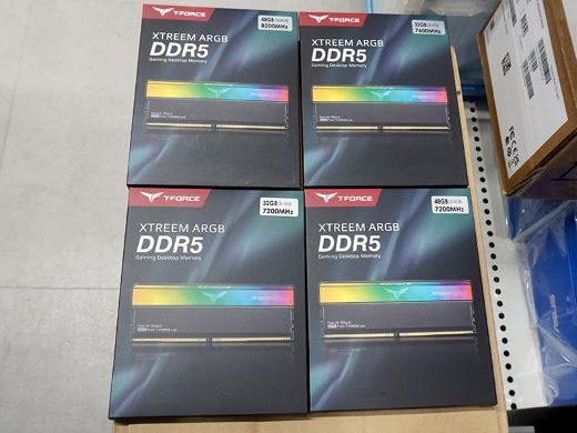 パソコン Team Zeus Xtreem メモリ 動作確認済み XTREEM ARGB DDR4 DESKTOP MEMORY BLUE 32GB(2x16GB) 3600MHz CL14