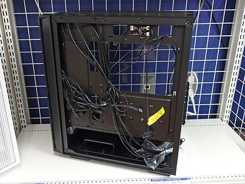 DeepCoolの“魅せる”ケース「MATREXX 55 V4 C」が発売、フロントパネル