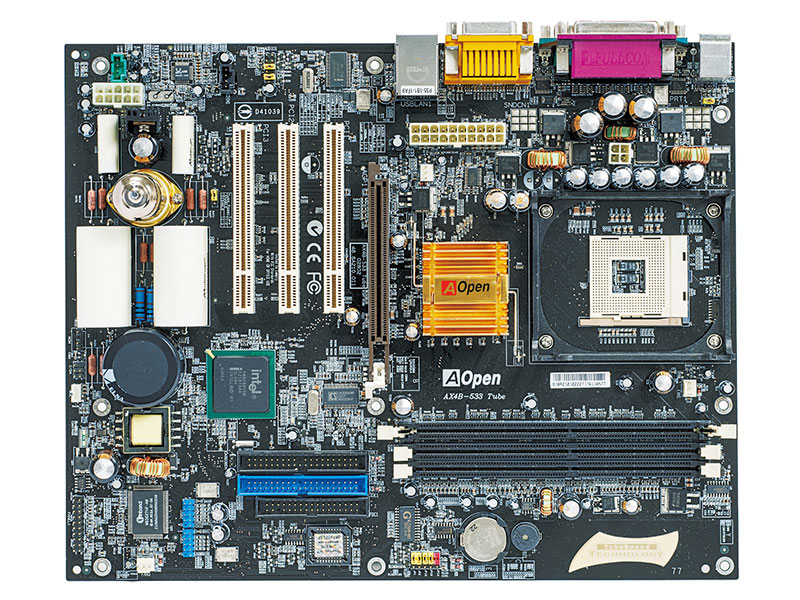 ソケット：Socket478●フォームファクター：ATX●チップセット：Intel 845G（RG81845GE＋FW81801DB）●対応スロット：AGP、PCI、CNR