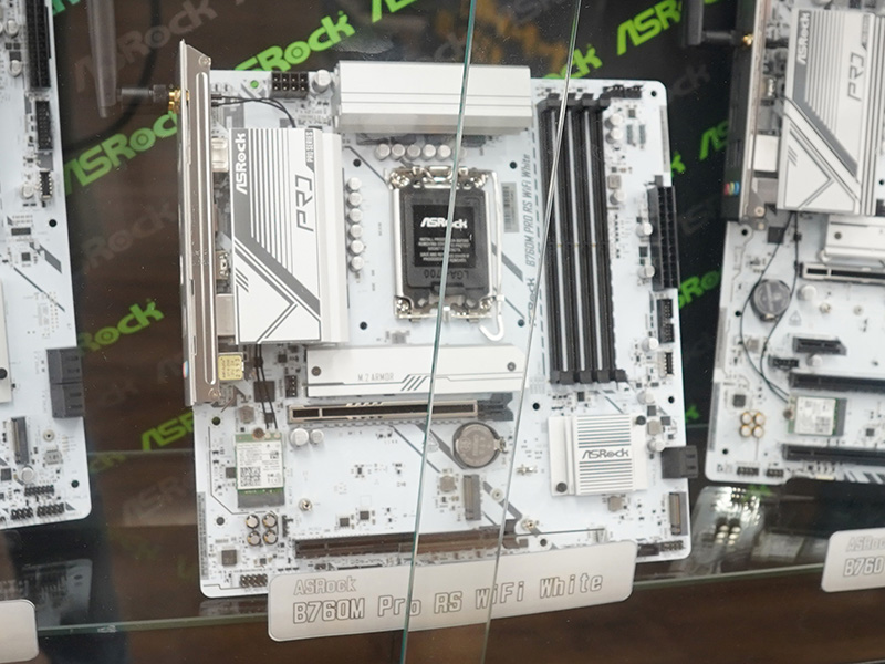 「B760M Pro RS WiFi White」
