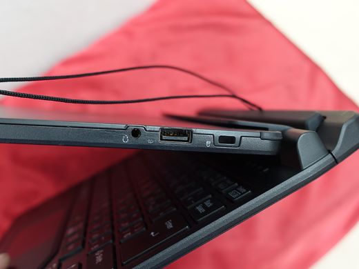 値下げ　Arrows Tab Q738/SE 、ポータブルDVD、マウスセット 値下げArrows Tab Q738/SE 、ポータブルDVD、マウスセット
