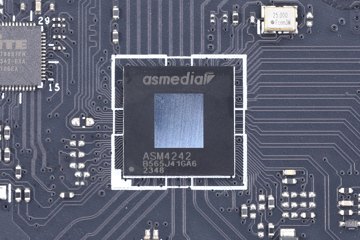 USB4コントローラー「ASM4242」