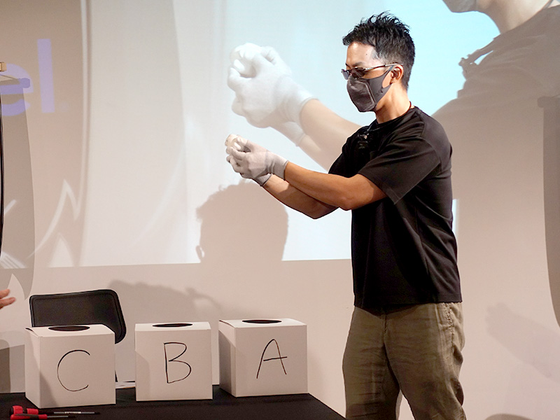 パーツはクジ引きの組み合わせで選定