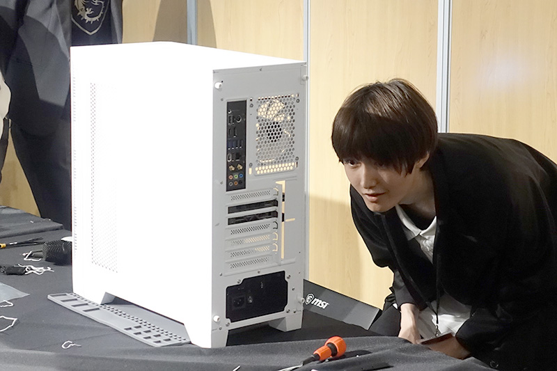 再チェックを急ぐAt.Holyネズミ氏