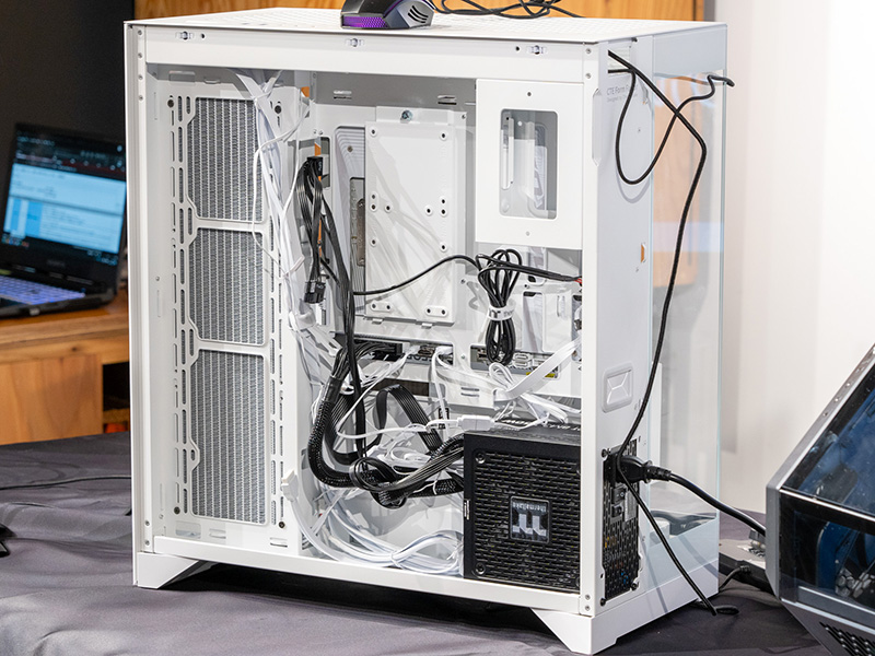 CTE E550 TG Snowは裏配線にも対応