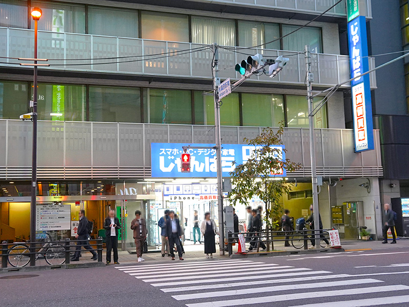 <a href="https://akiba-pc.watch.impress.co.jp/shop/junk/janparadst.html" class="deliver_inner_content i">じゃんぱらD-Style秋葉原店</a>が、店舗をリニューアル