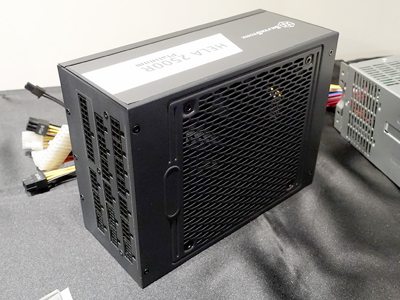 HELA 2500R Platinum