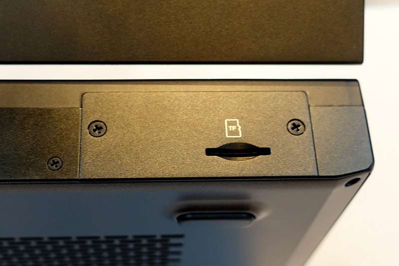 専用拡張ポートはGPD Pocket 3の同ポートと互換性がないため注意が必要
