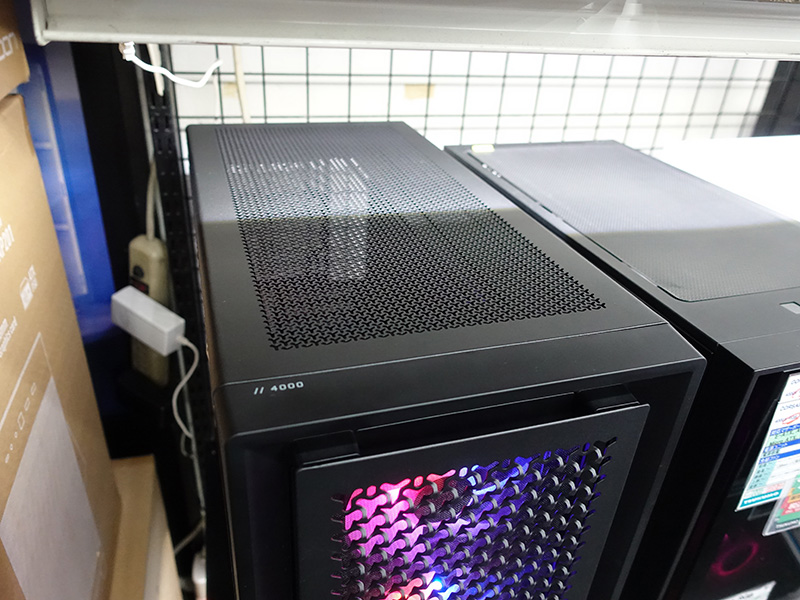 「FRAME 4000D RS ARGB Black」